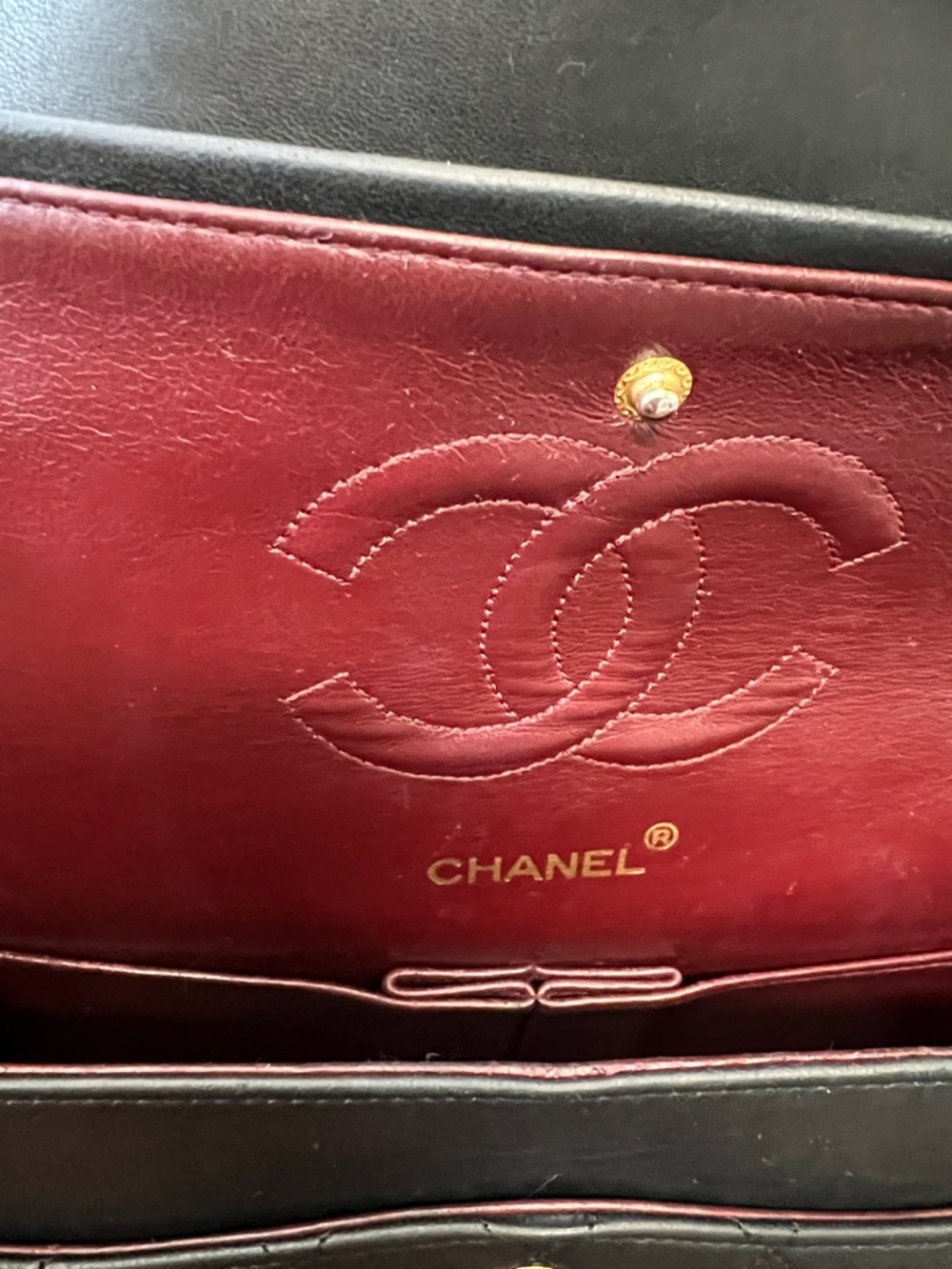 CHANEL Black Quilted double flap bag - Picture 4 of 16